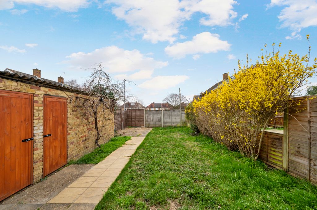 Property photo 3 of 18 Picture No. 06