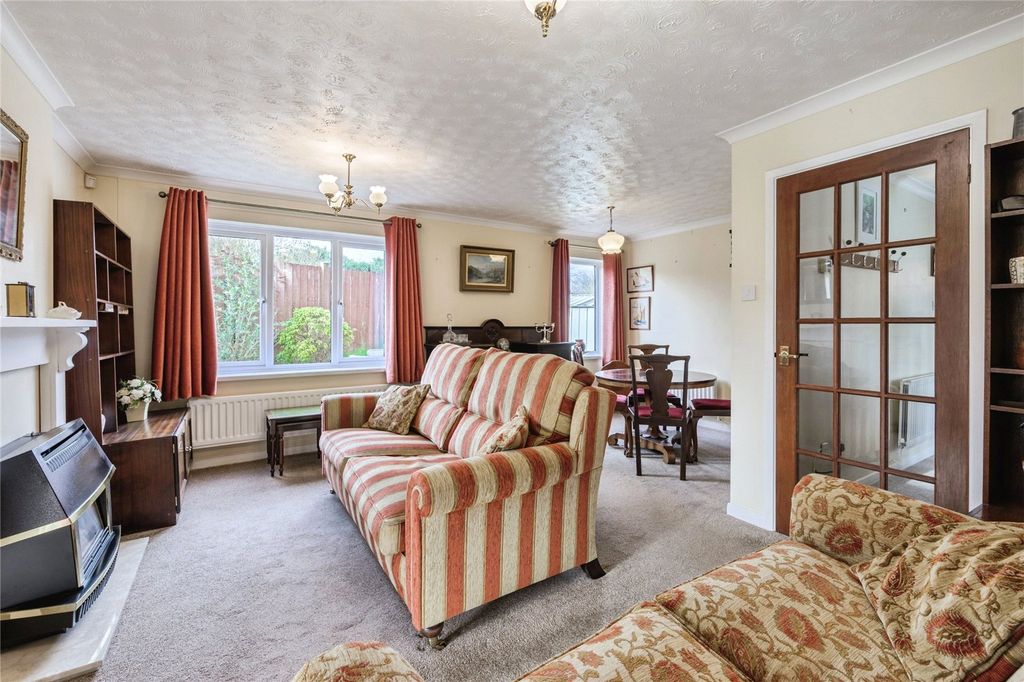 Property photo 2 of 17 Living Room 1