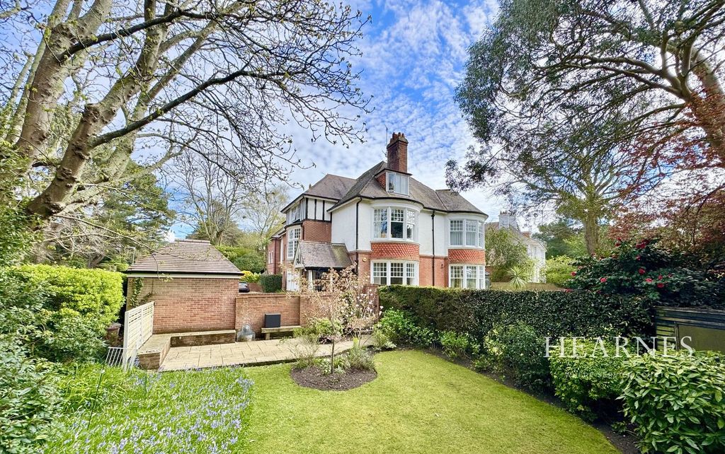 Property photo 1 of 20