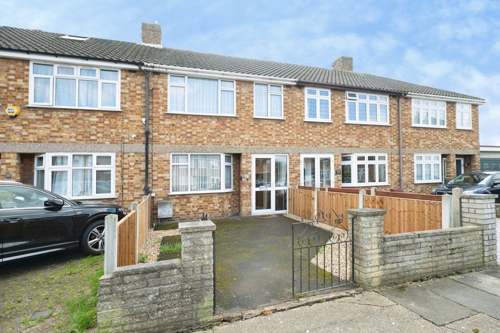 Property photo 1 of 17 Pbox-Img.Jpg