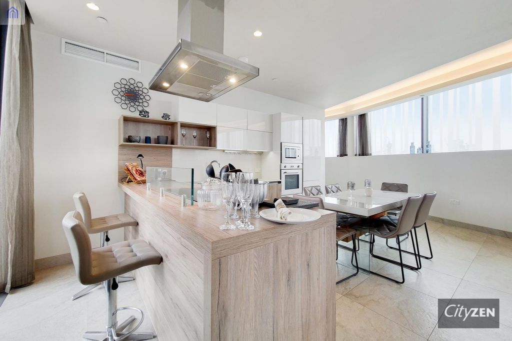 Property photo 3 of 13 Kitchen Diner