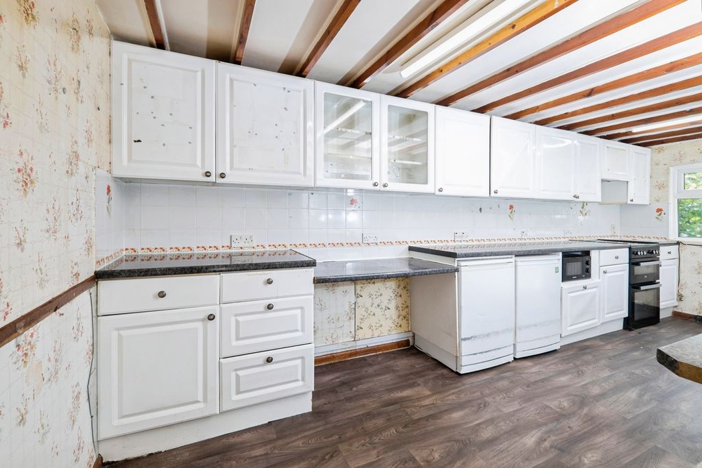 Property photo 2 of 15 Pbox-Img.Jpg