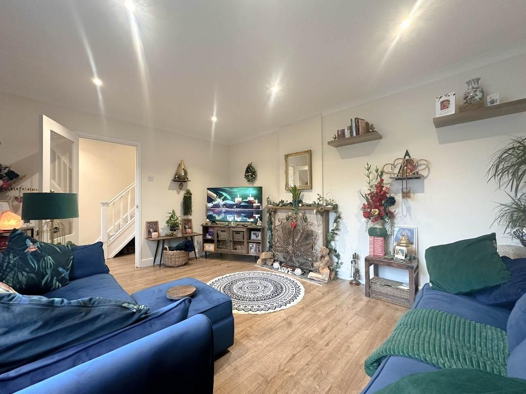 Property photo 3 of 21 Photo 3