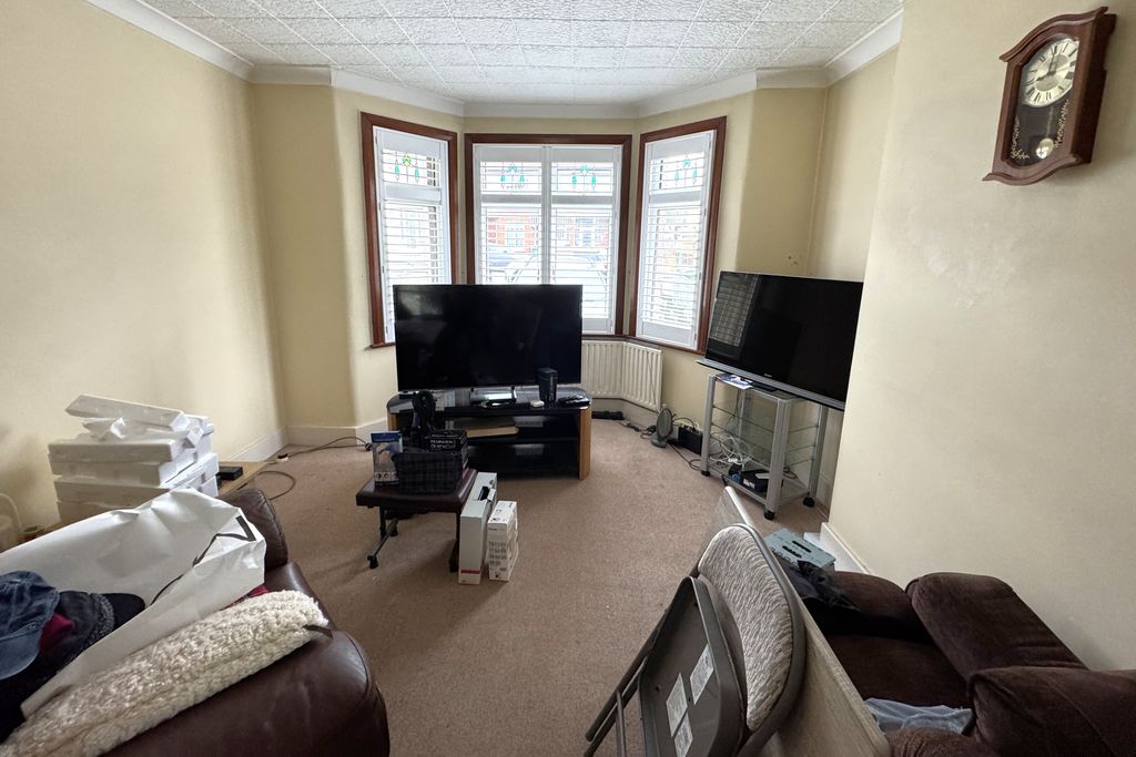 Property photo 3 of 22