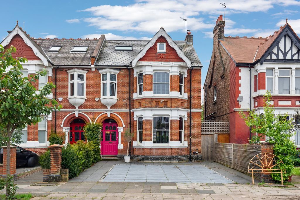 Property photo 1 of 15