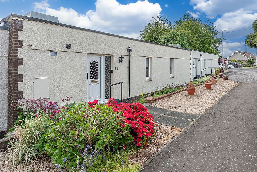 Property photo 1 of 28 External