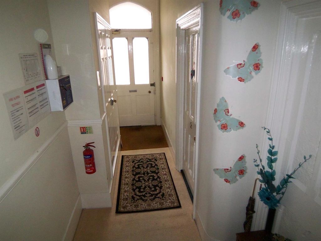 Property photo 2 of 10 Entrance Hall 7 Albert.Jpg