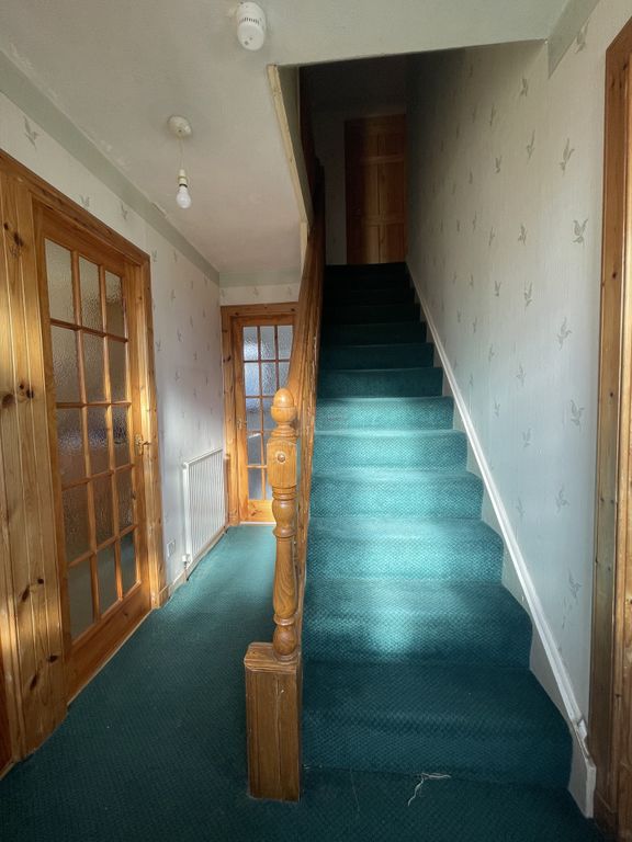 Property photo 2 of 19 Hallway.Jpg