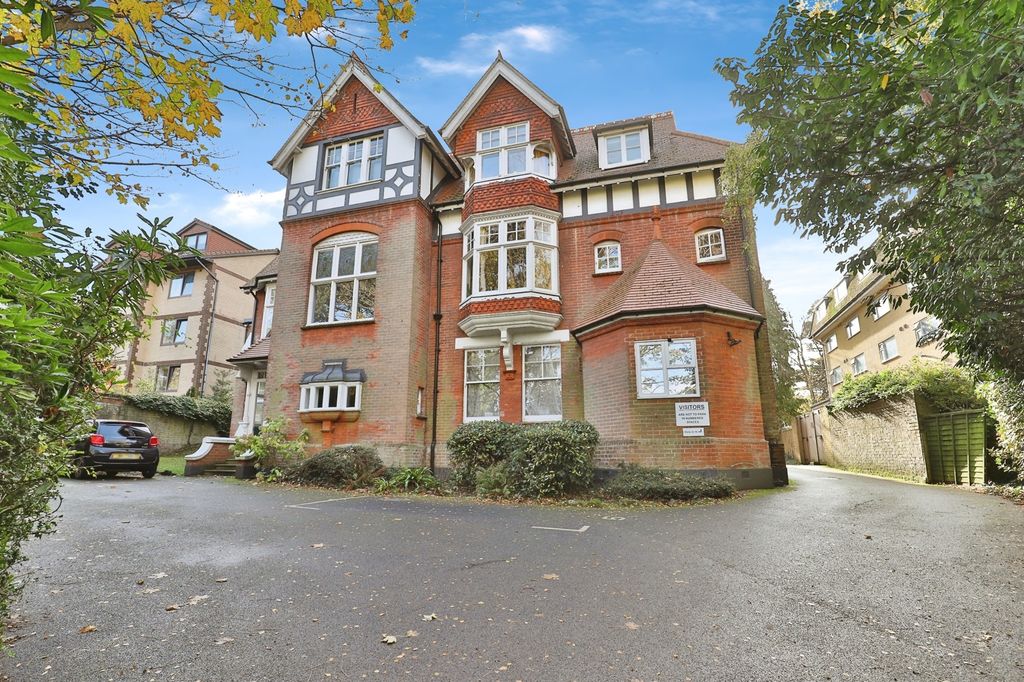 Property photo 1 of 17 Photo