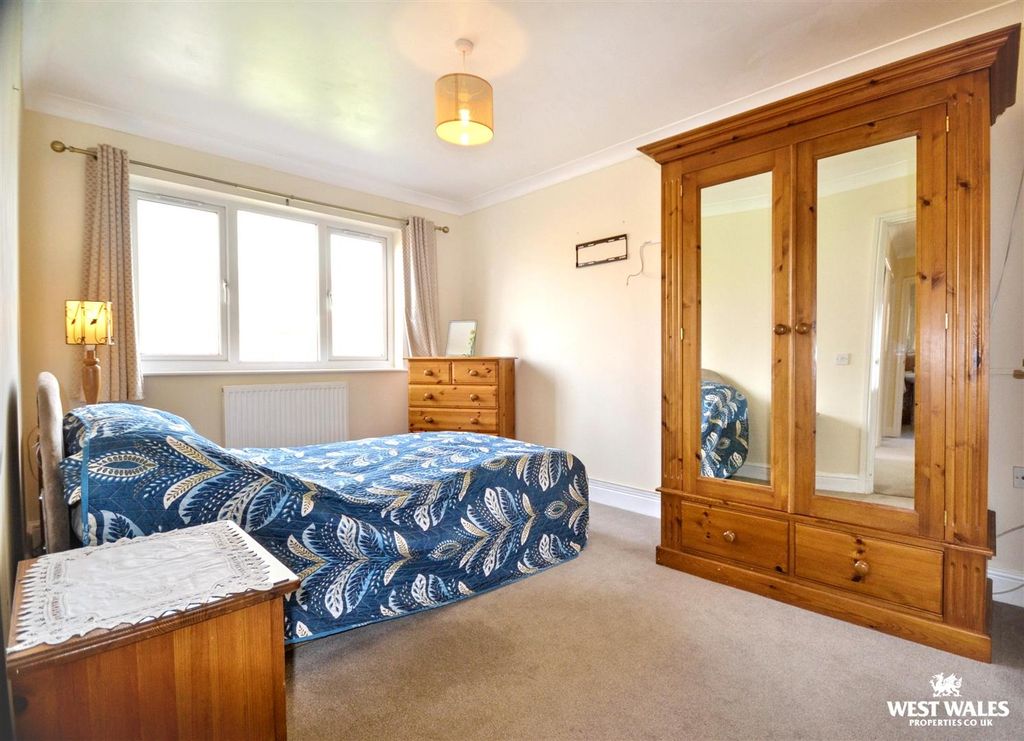 Additional image 15 of 3 bed detached bungalow for saleSkomer Drive, Milford Haven SA73