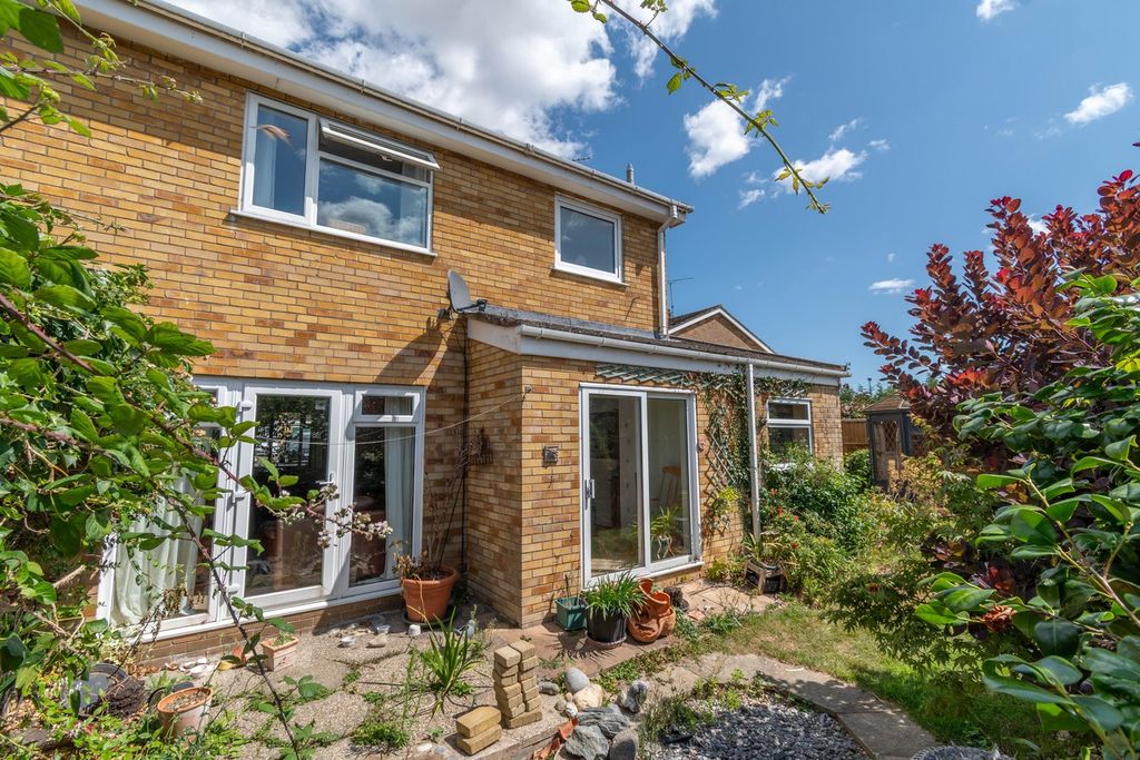 Property photo 2 of 19