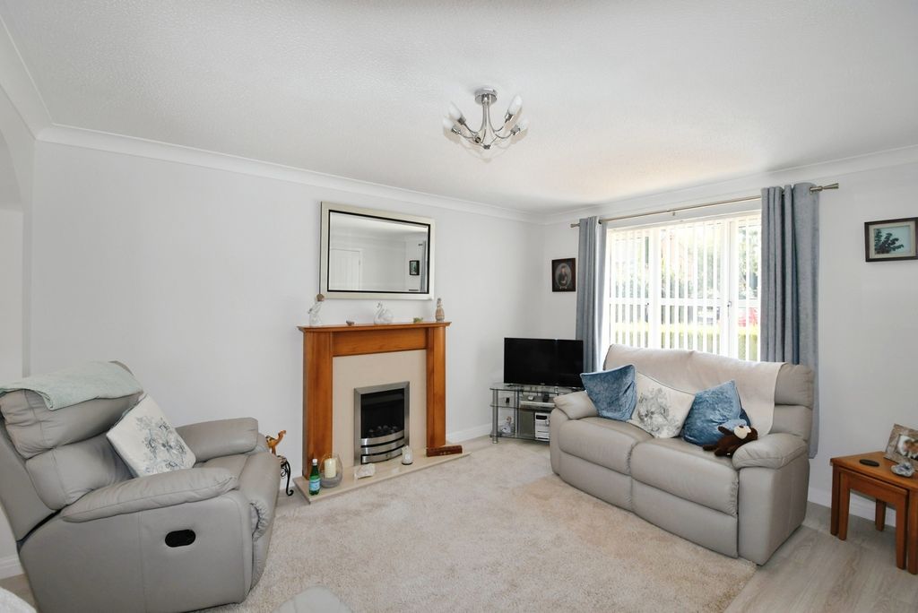 Property photo 2 of 13 Pbox-Img.Jpg