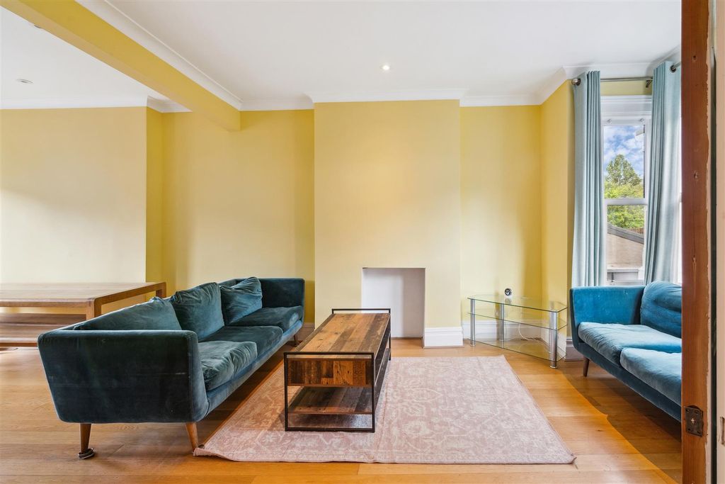 Property photo 3 of 11 10.Jpg