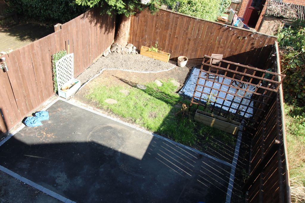 Property photo 2 of 16 B.Gar