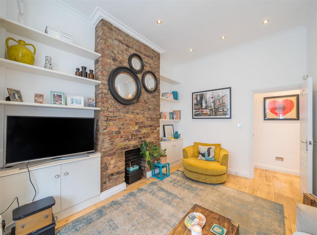 Property photo 3 of 9 19319066 (4).Jpg