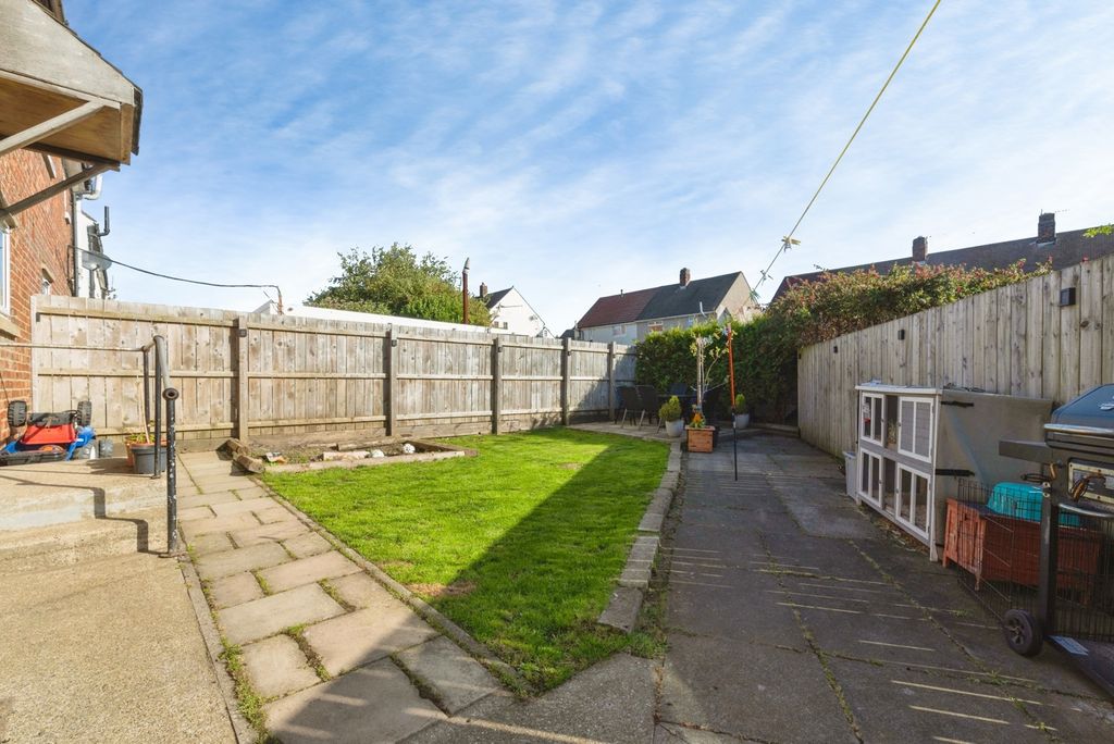 Property photo 3 of 16 Pbox-Img.Jpg