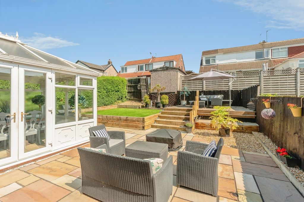 Property photo 3 of 16 Pbox-Img.Jpg