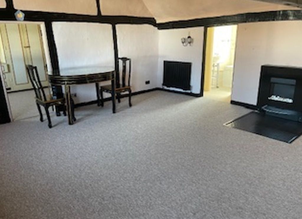 Property photo 2 of 3 1000030383.Jpg