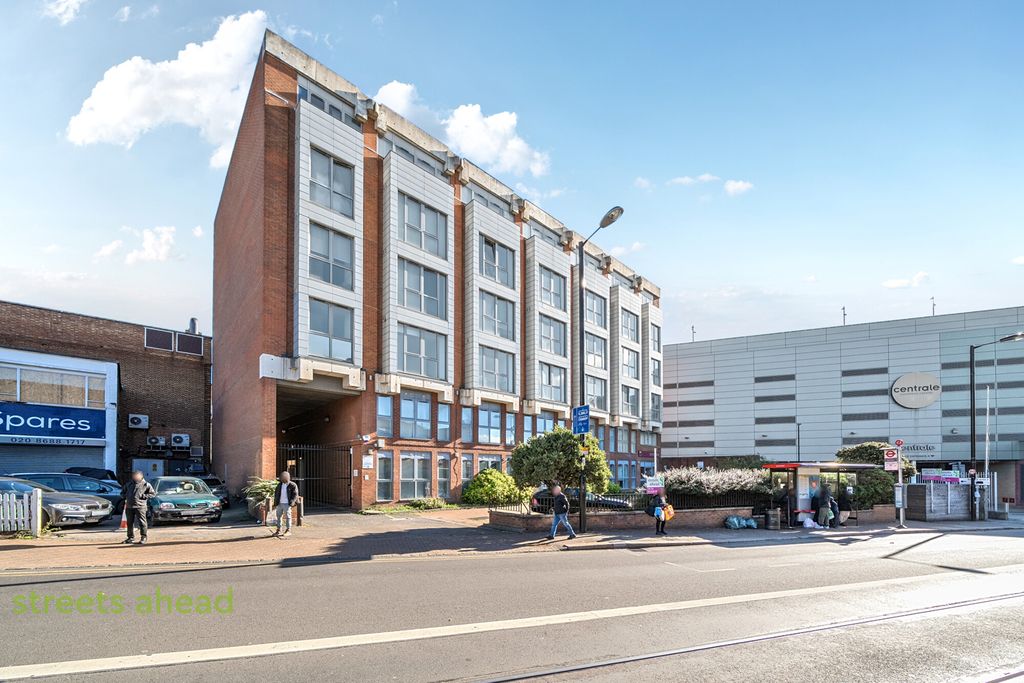 Property photo 1 of 19 Ab926367-Db02-4Ea...