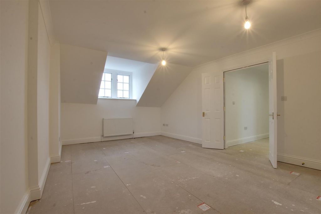 Property photo 3 of 18 Img_0930-Img_0932.Jpg