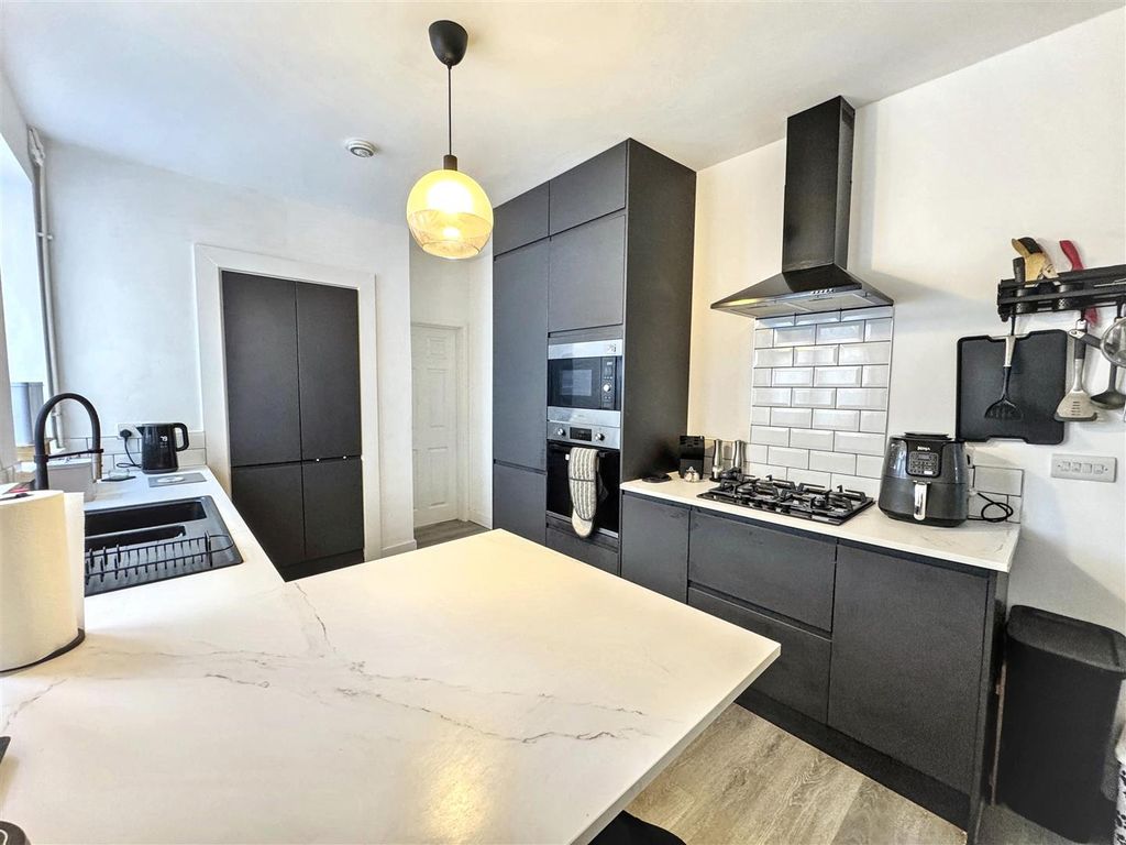 Property photo 3 of 26 Img_6406.Jpg