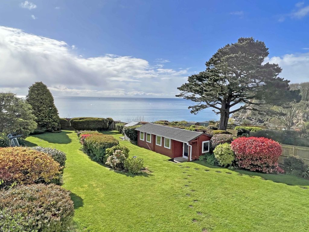 Property photo 3 of 11 Photo 3