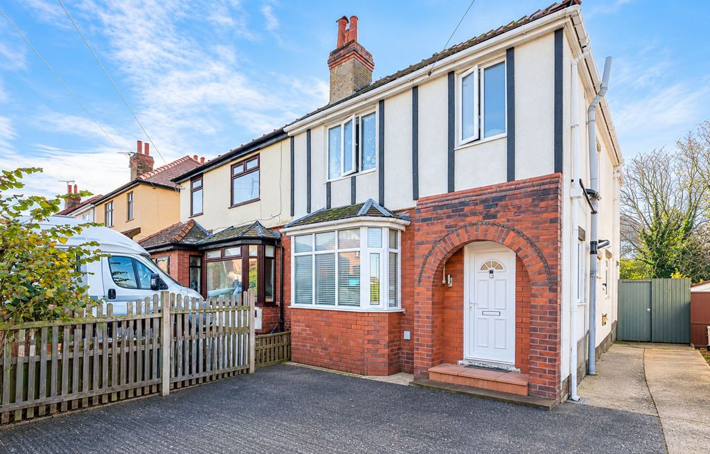 Property photo 1 of 22
