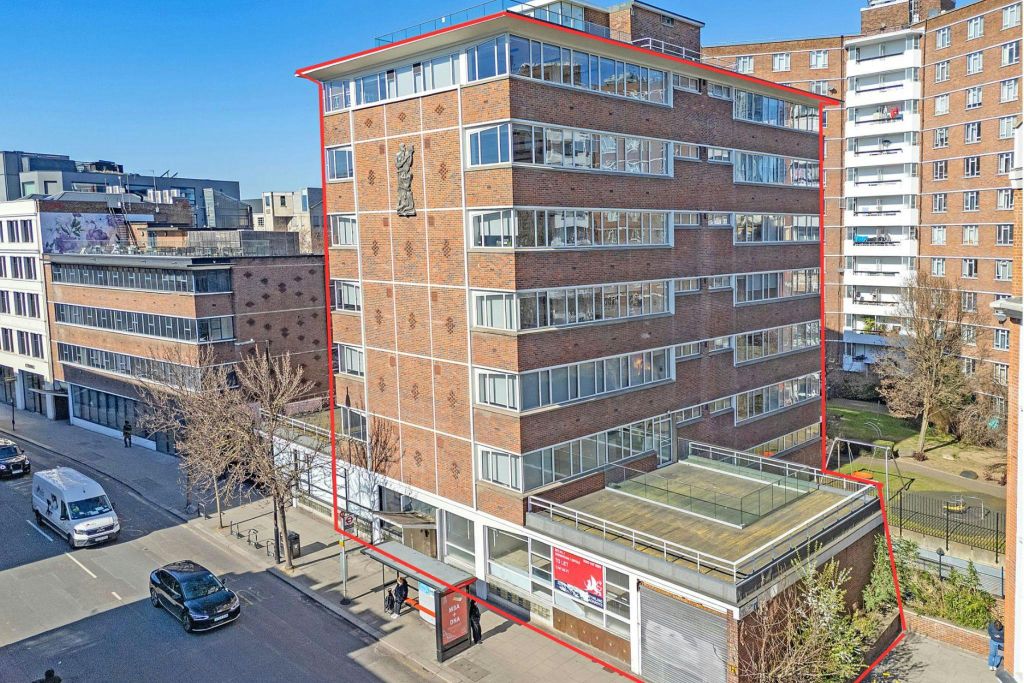 Property photo 1 of 8 Front  Red Line.Jpg