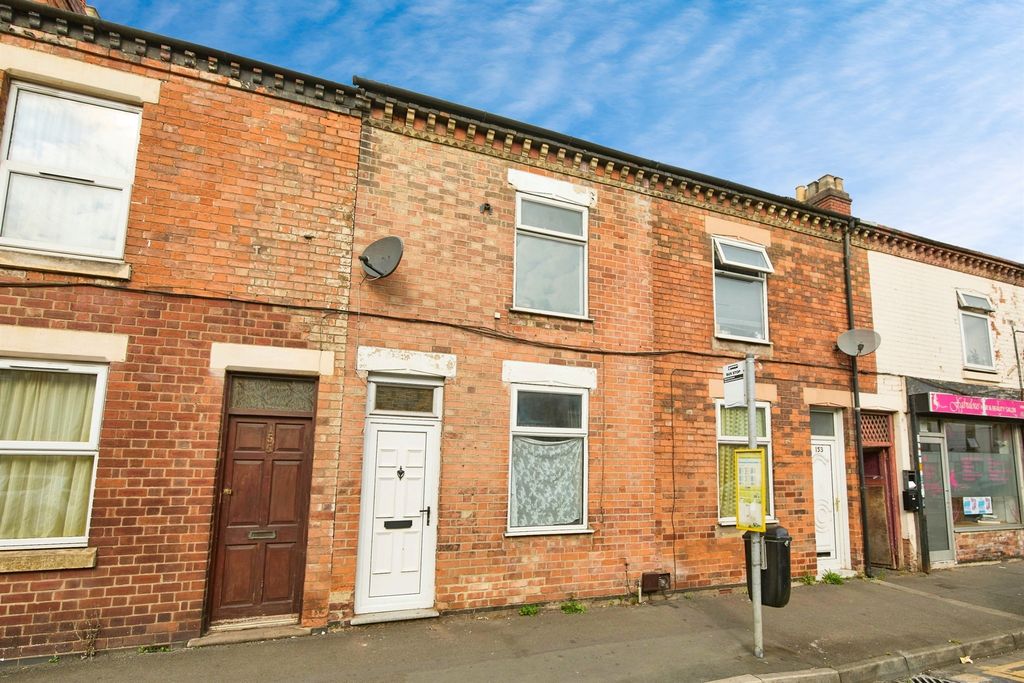 Property photo 1 of 17