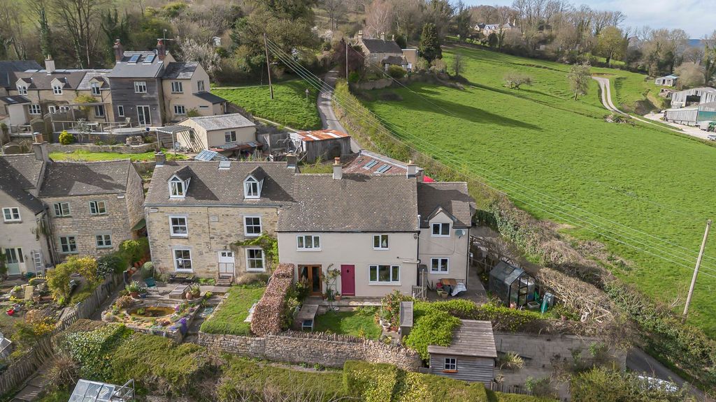 Property photo 1 of 18 Elevated