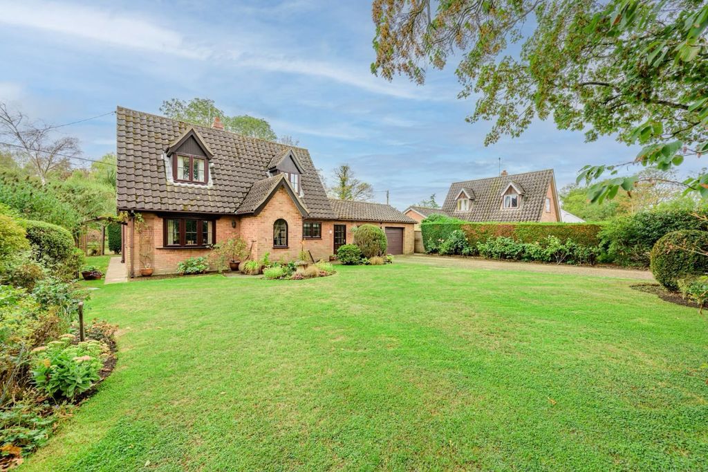 Property photo 1 of 26