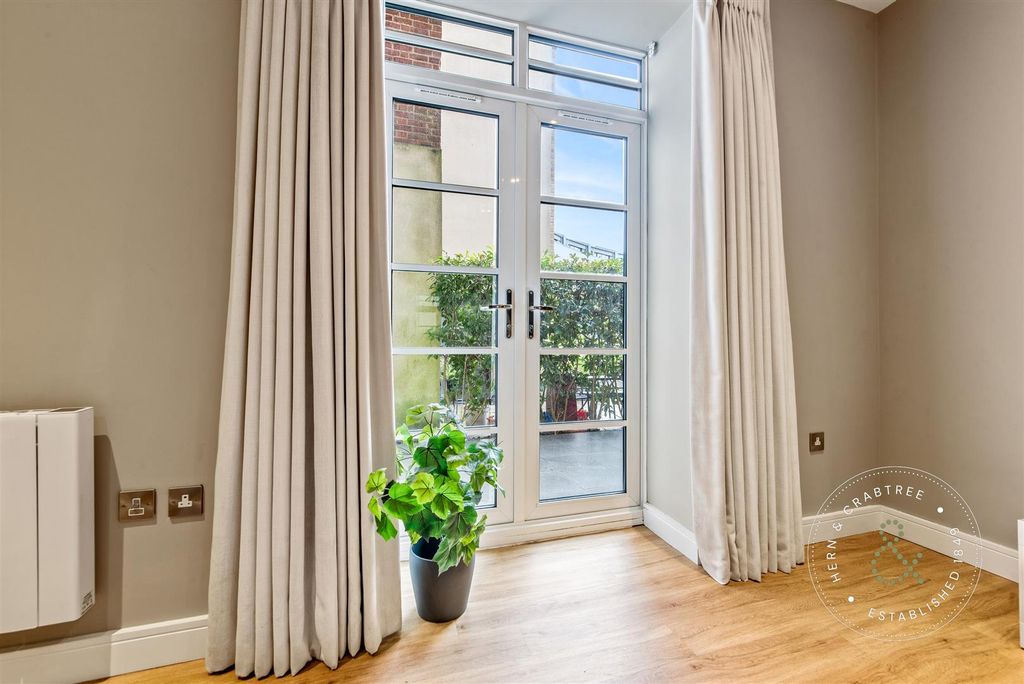 Property photo 3 of 25 St-Winefrides-13.Jpg