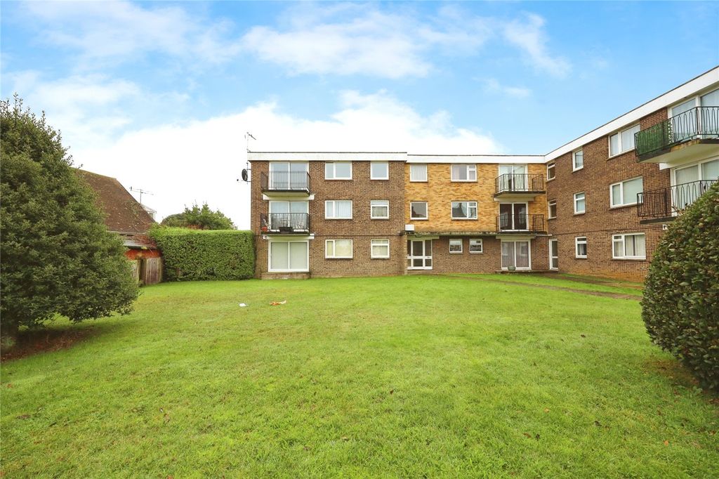 Property photo 1 of 17 Picture No. 15