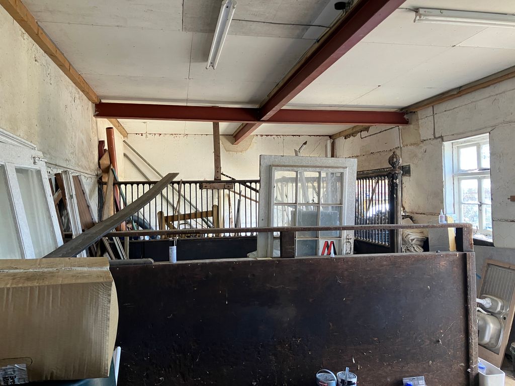 Property photo 2 of 3