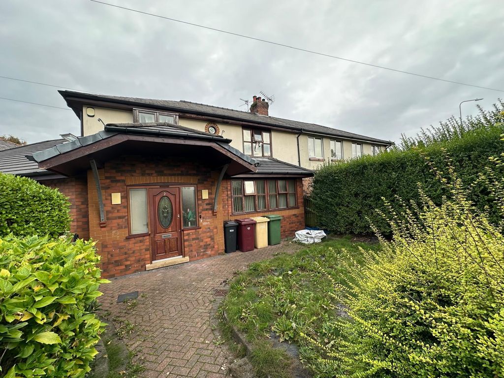 Property photo 2 of 14