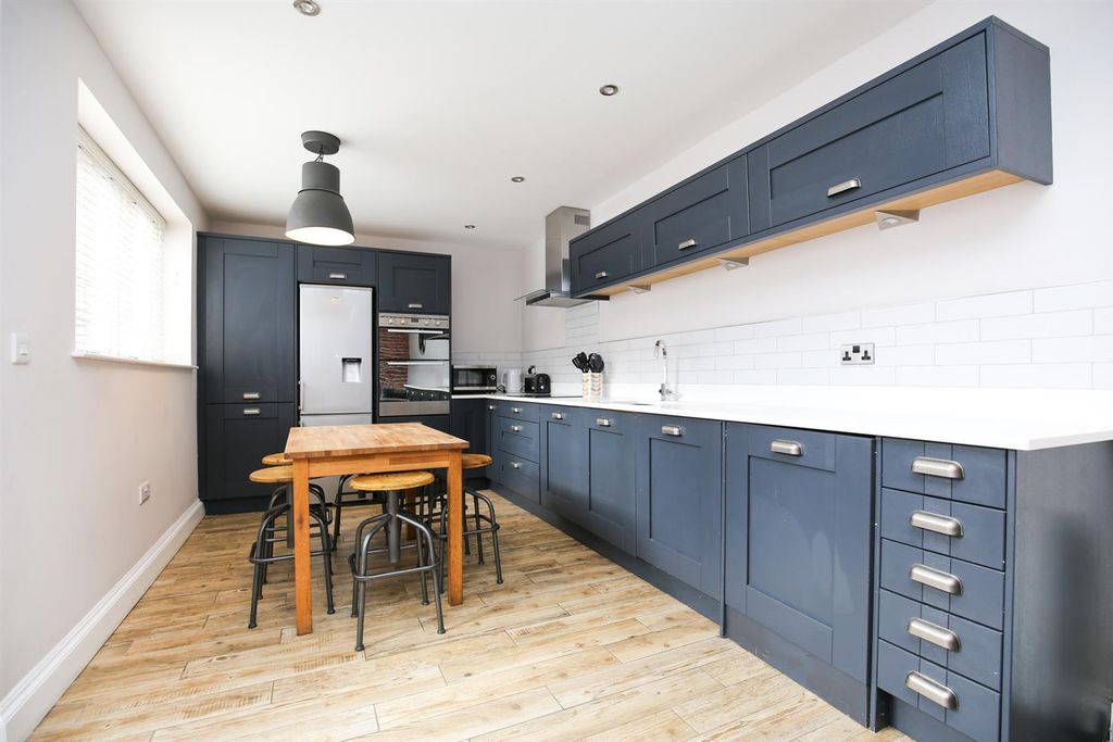 Property photo 1 of 14 St1.Jpg