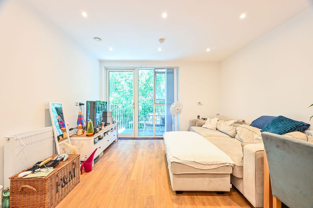 Property photo 1 of 19