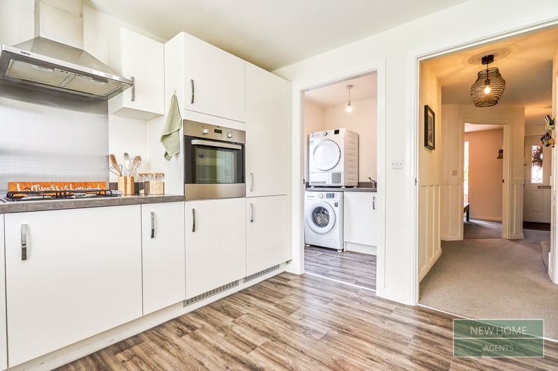 Property photo 3 of 31 Photo 23