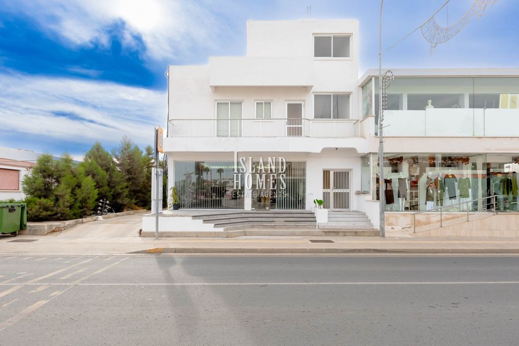 Property photo 1 of 37