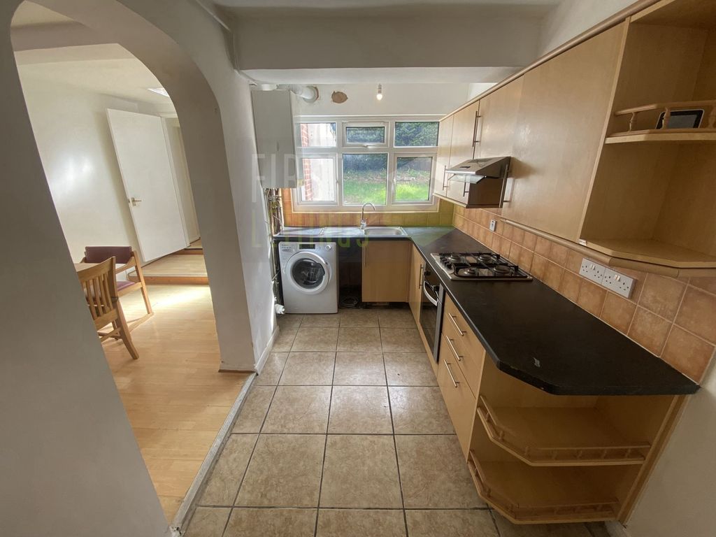 Property photo 2 of 15 Photo 15