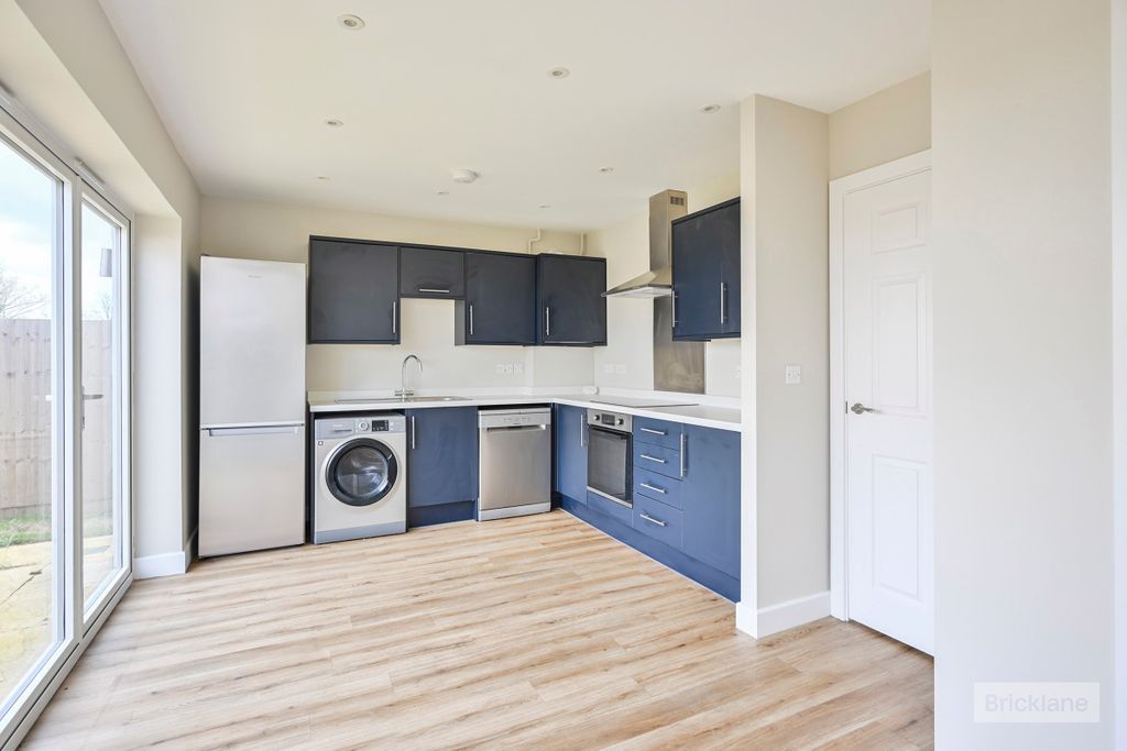 Property photo 2 of 13 Kitchen
