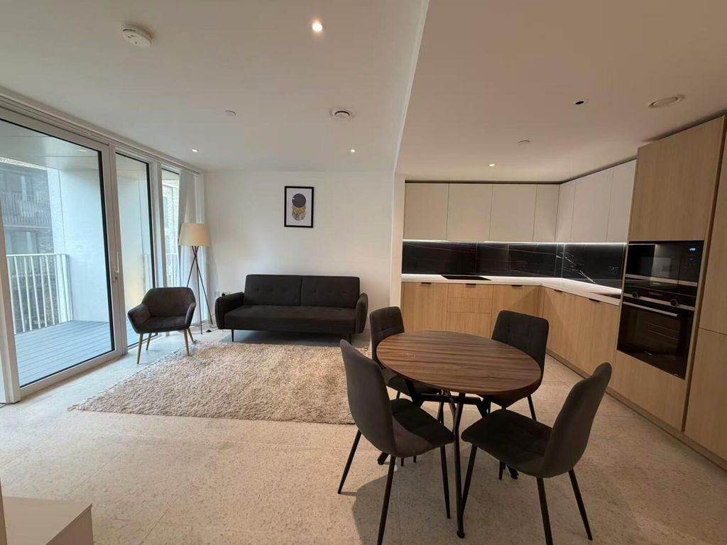 Property photo 1 of 12 Living Room