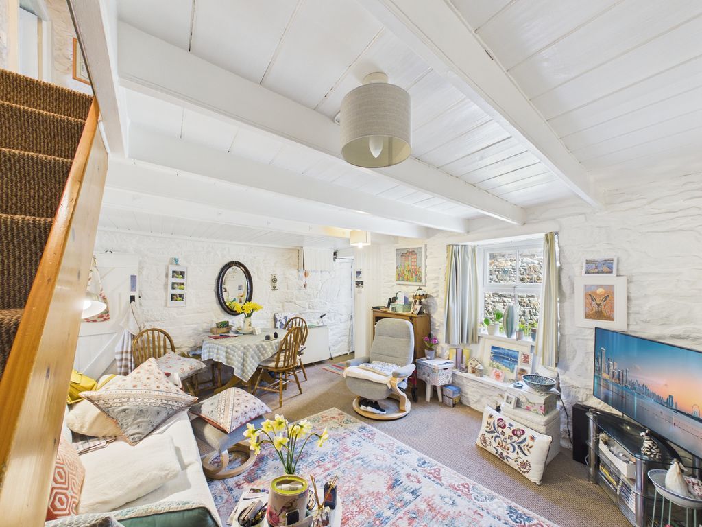 Property photo 3 of 10 Lounge/Diner