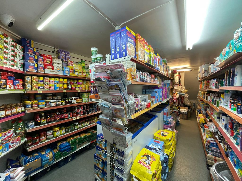 Property photo 3 of 12 245Cannhall 10.Jpg