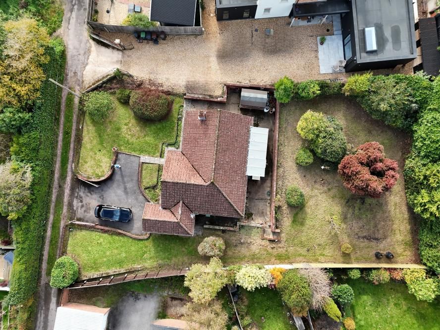 Property photo 2 of 18 Agents Notes