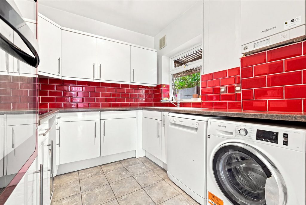 Property photo 3 of 18 Picture No. 22
