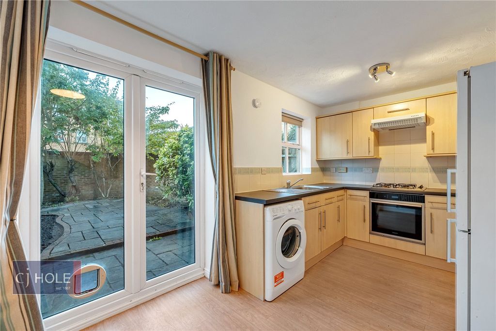 Property photo 3 of 12 Picture No. 29