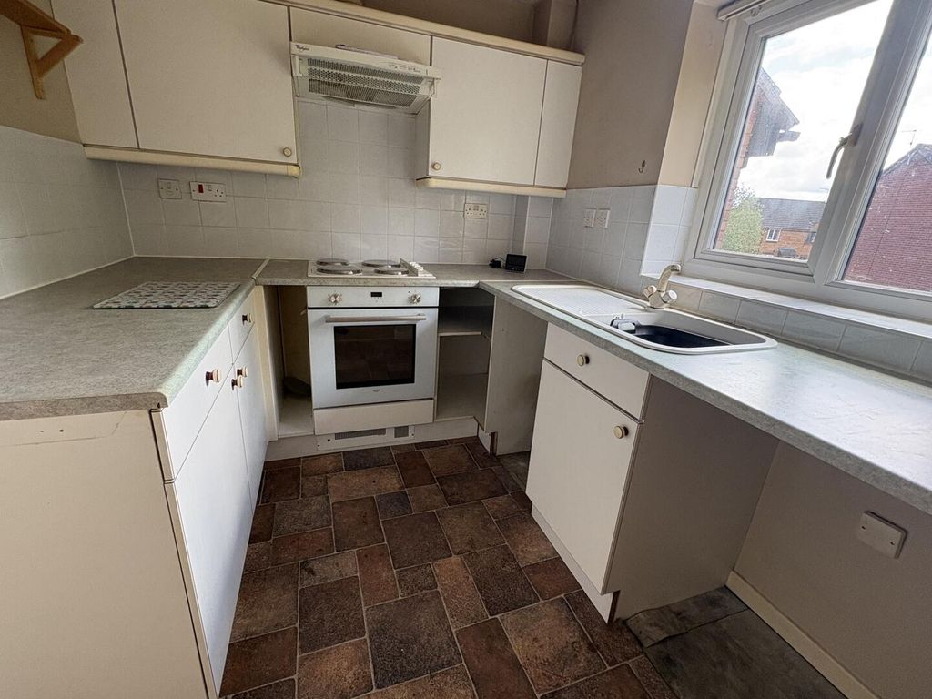 Additional image 4 of 1 bed property for saleBanksia Close, Tiverton EX16