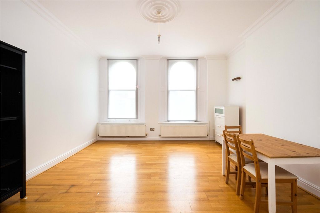 Property photo 2 of 14 Living Area