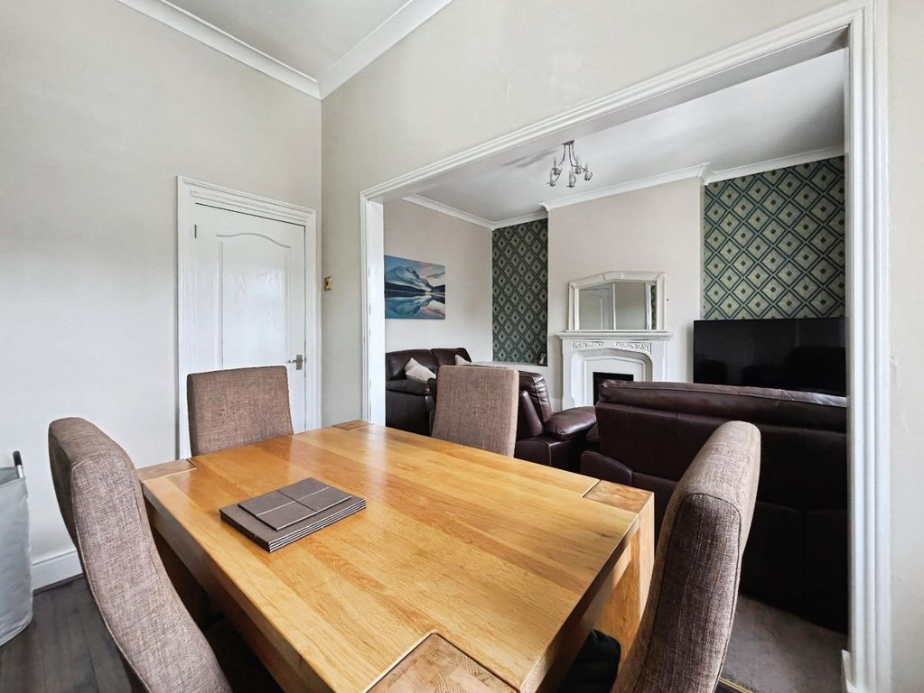 Property photo 2 of 14 4896993